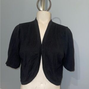 Isaac Mizrahi  black bolero shrug cropped cardigan sweater short sleeve large